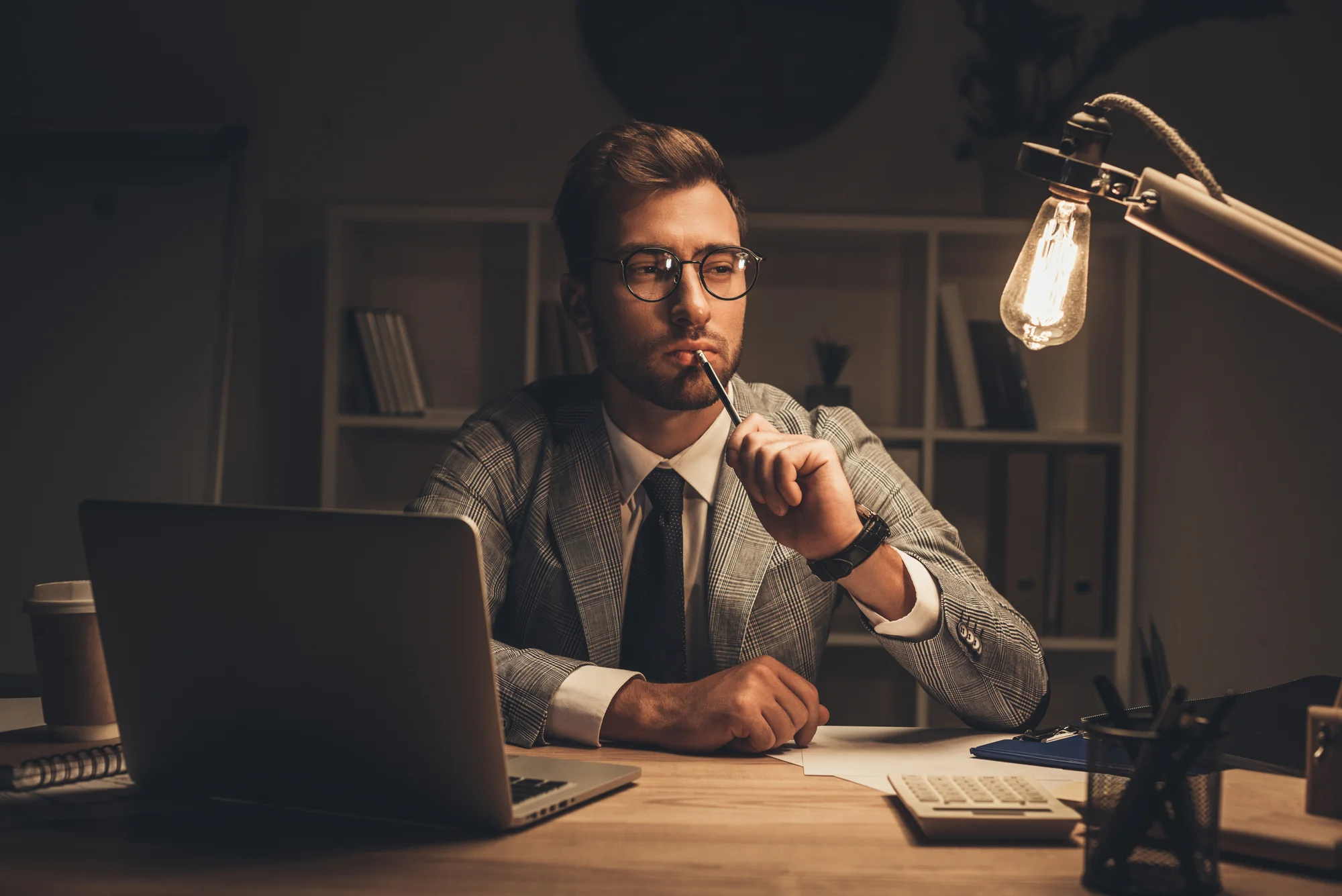 Порядок расследования несчастных случаев на производстве: пошаговая инструкция и формы документов