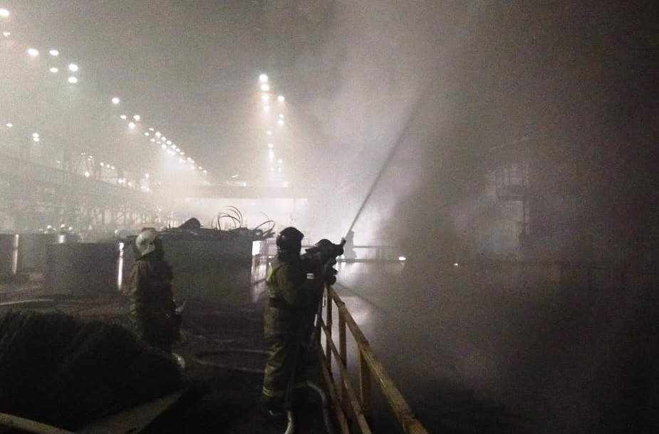 Пожар на металлургическом комбинате в Магнитогорске (Челябинская область)